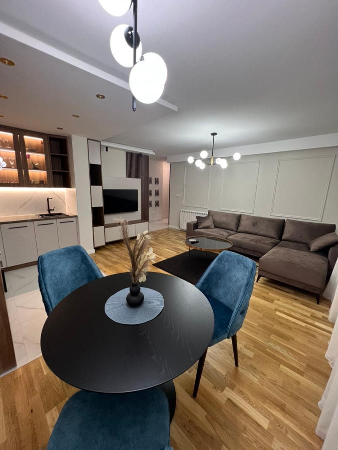 Lilly Lux Apartment Bijeljina Exterior photo